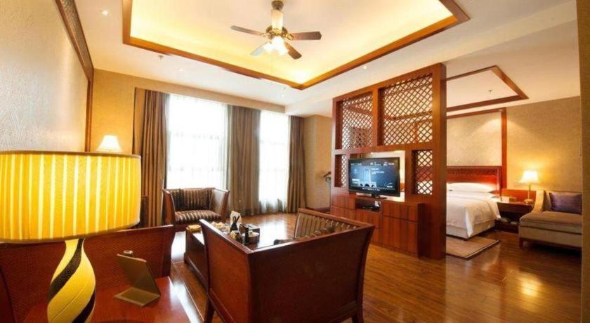 Chongqing Huachen International Hotel Buitenkant foto