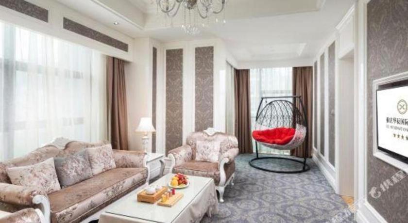 Chongqing Huachen International Hotel Buitenkant foto