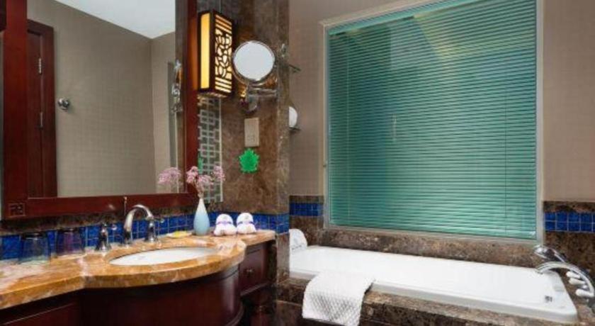 Chongqing Huachen International Hotel Buitenkant foto